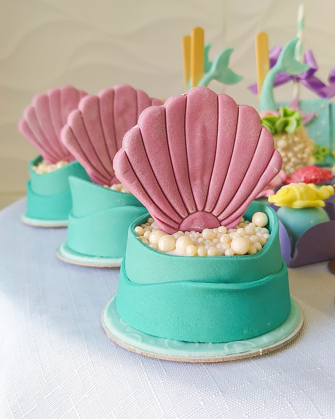 ALFAJOR decorado com conchas de açúcar